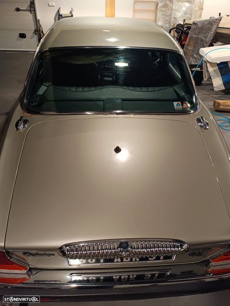 Daimler Sovereign - 6