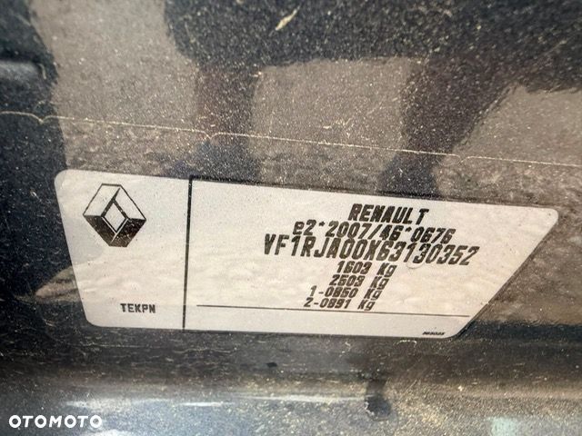 Renault Clio TCe 100 INTENS - 15