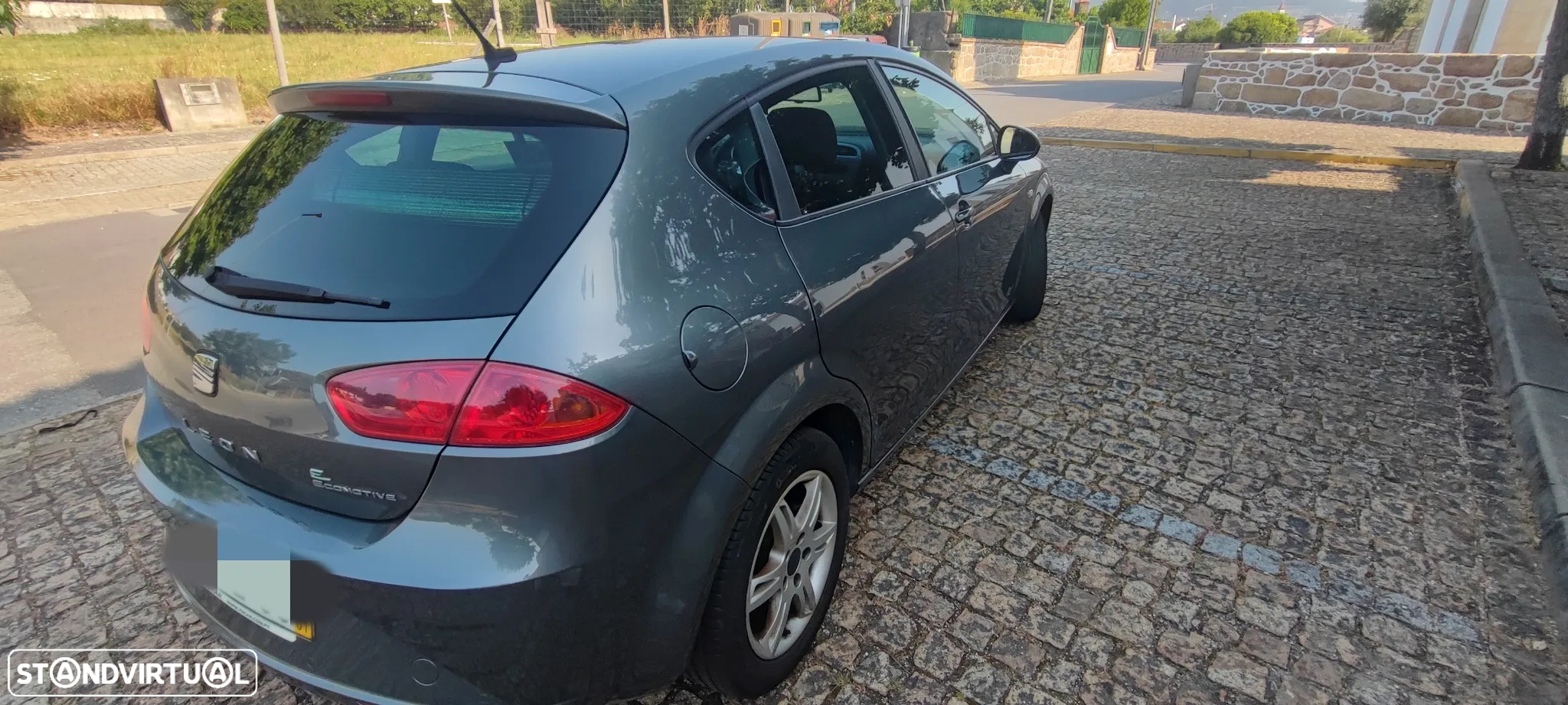 SEAT Leon 1.6 TDI Ecomotive Style - 2