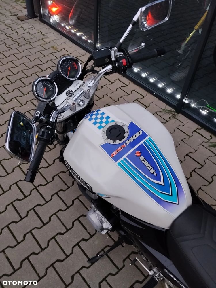 Suzuki GSX - 9