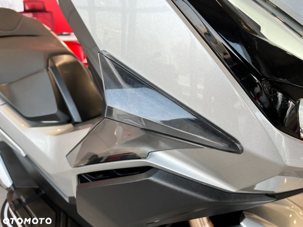 Honda ADV350 - 12