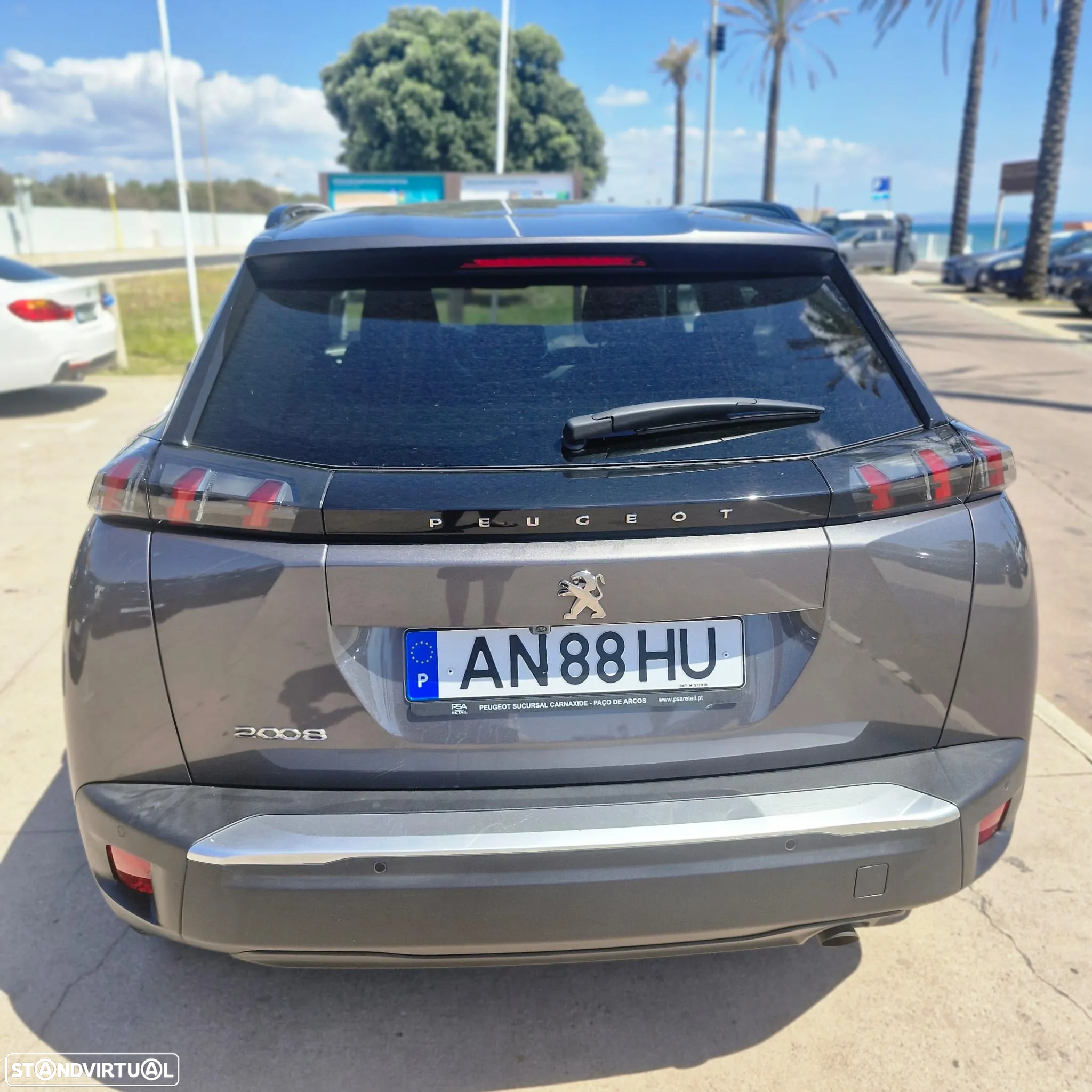 Peugeot 2008 1.2 PureTech Allure - 11