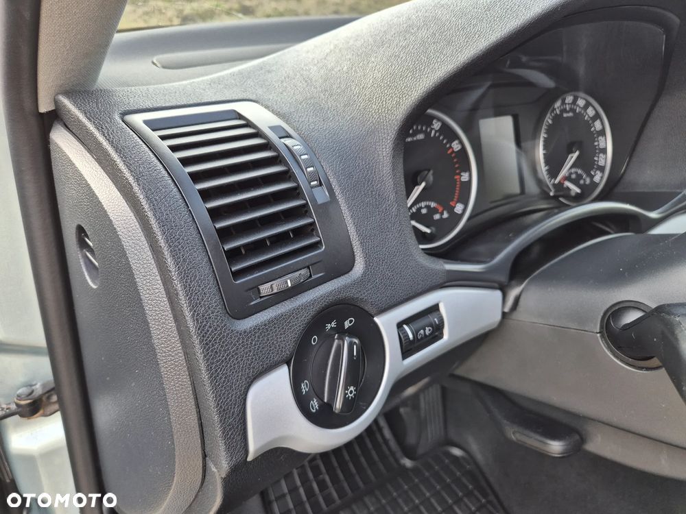 Skoda Octavia - 22