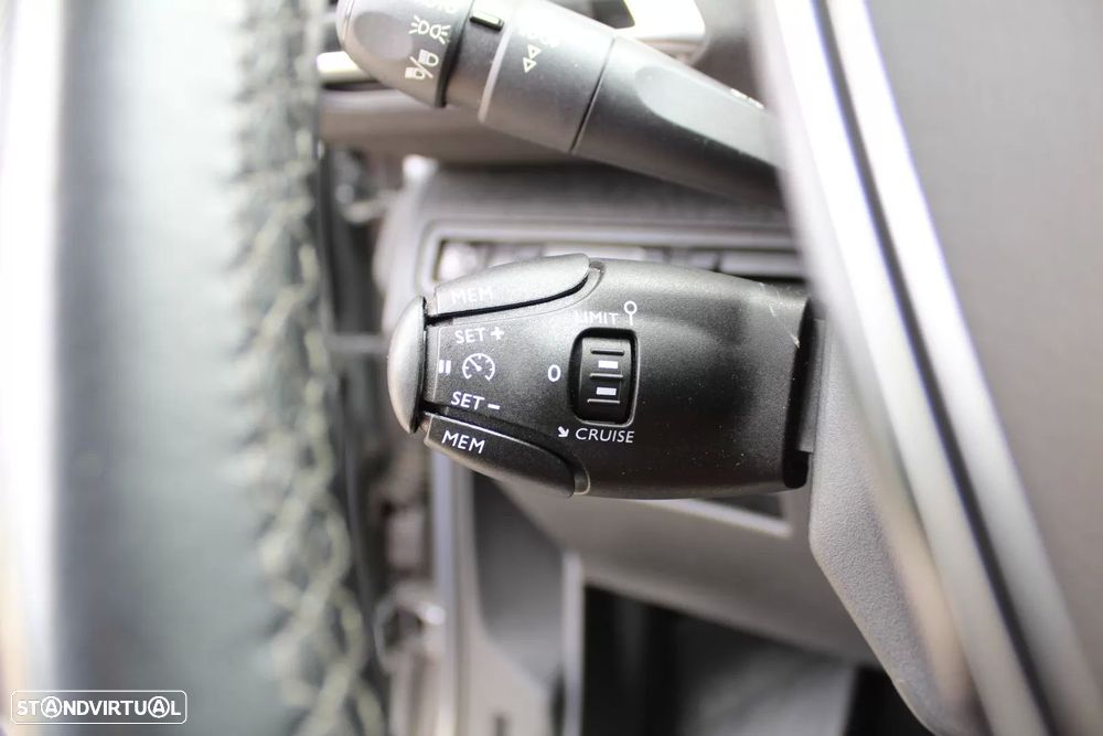 Peugeot 3008 1.2 PureTech Style - 14