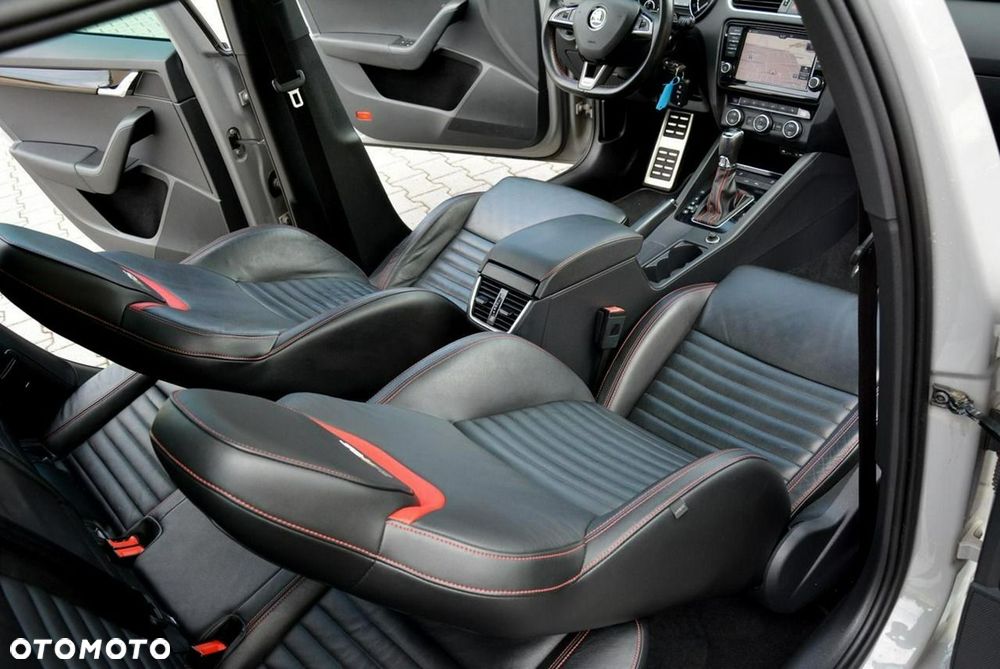 Skoda Octavia 2.0 TSI RS 230 DSG - 17