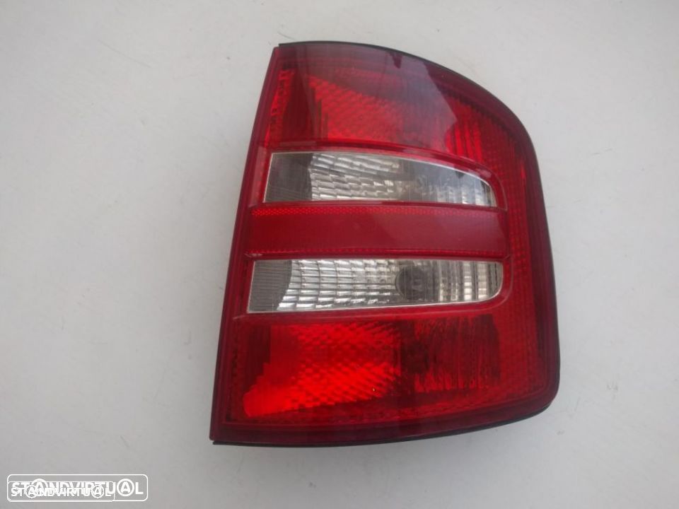 Farolim farol tras direito skoda fabia carrinha 1999 a 2004 - 1