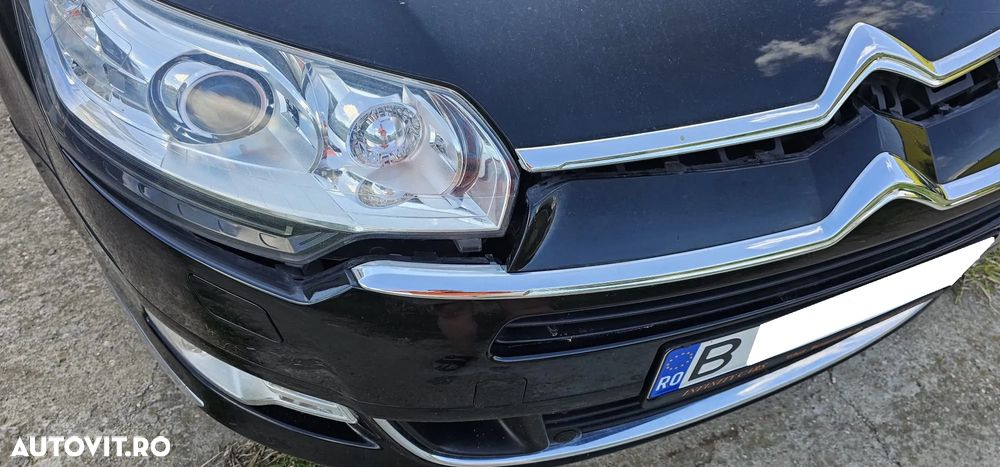 Citroën C5 V6 HDi 240 Biturbo FAP Exclusive - 8