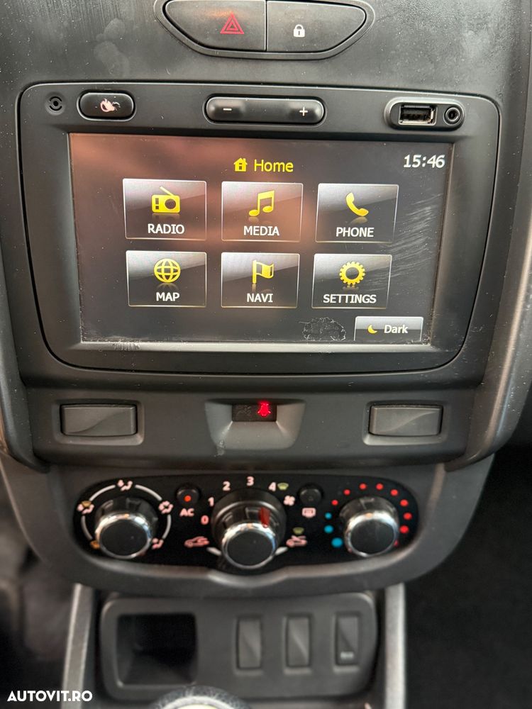 Dacia Duster 1.6 4x2 Laureate - 13