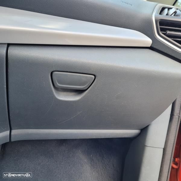 Porta Luvas / Tampa Ford C-Max Ii (Dxa/Cb7, Dxa/Ceu) - 1