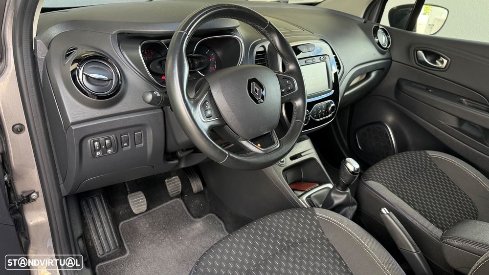 Renault Captur 0.9 TCE Exclusive - 20