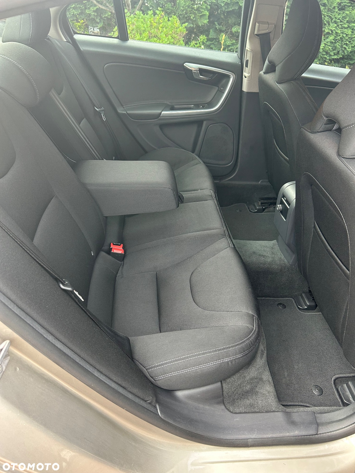 Volvo S60 D4 Drive-E Momentum - 14