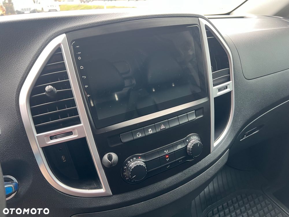 Mercedes-Benz Vito - 11