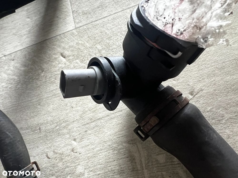 WĄŻ RURA PRZEWÓD WODY VW SKODA SEAT AUDI 5Q0121049CL 5Q0122101GK 04E121064N - 2