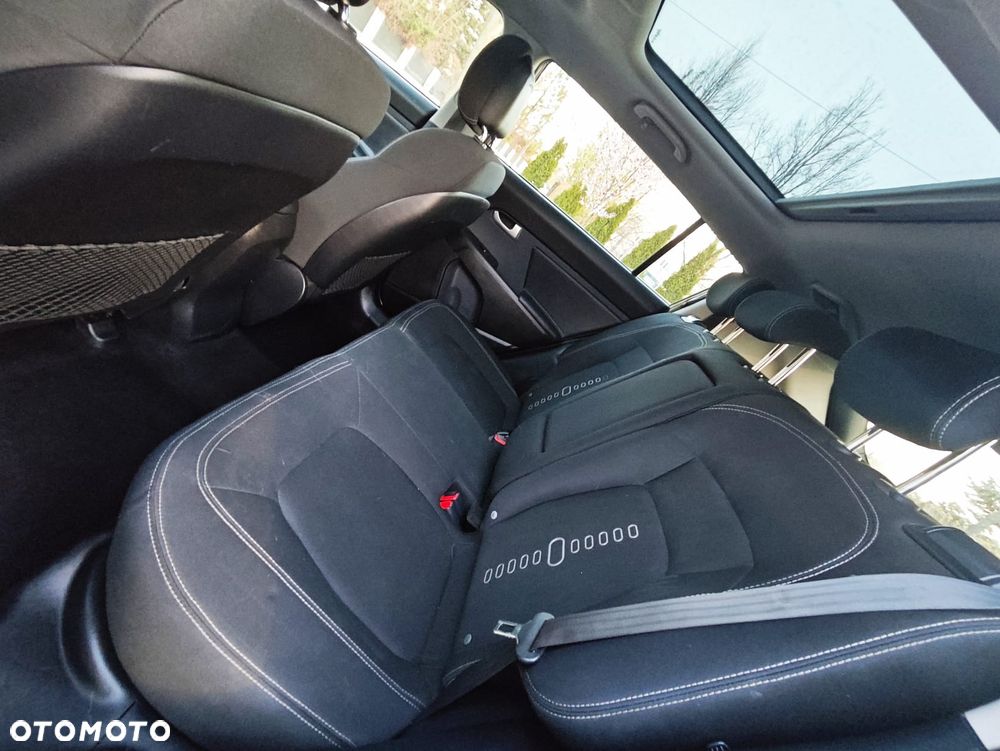 Kia Sportage 1.7 CRDI 2WD Attract - 17