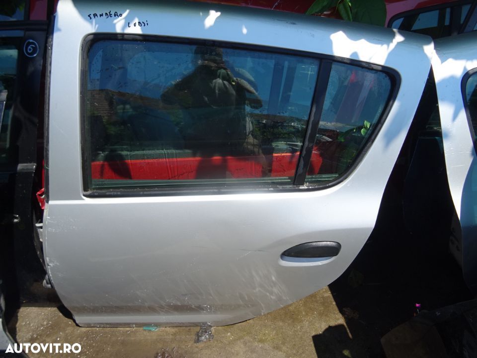 Vand Usa Spate Stanga Dacia Sandero 2 din 2013 volan pe stanga fara rugina fara lovituri - 2