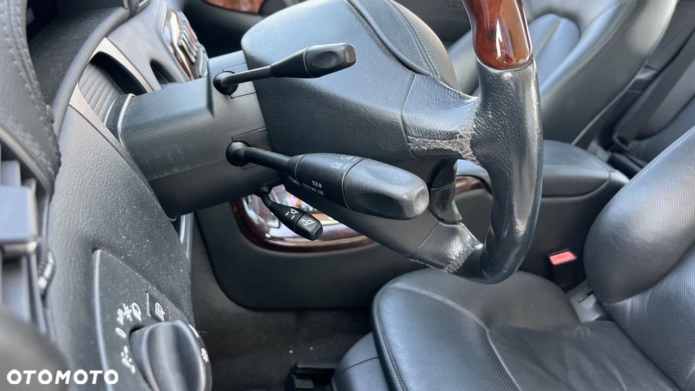 BMW Seria 7 - 37