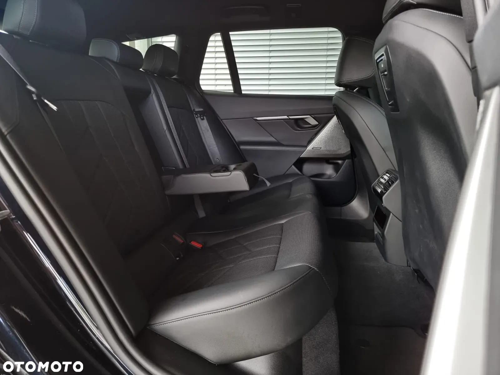 BMW Seria 5 520d Touring - 27