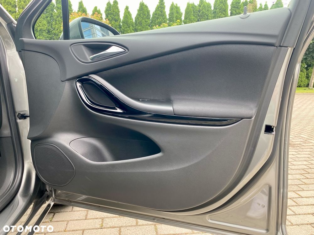 Opel Astra 1.4 Turbo Edition - 22