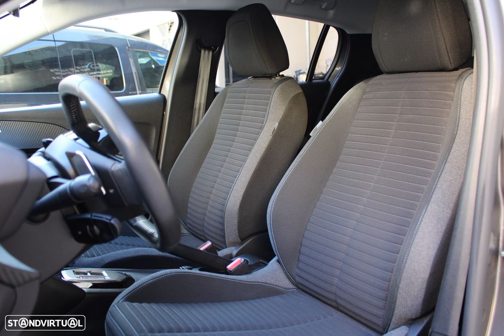 Peugeot 208 1.2 PureTech GT EAT8 - 29