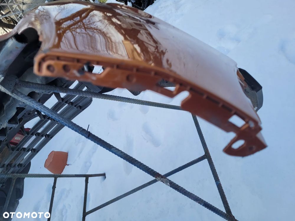 Renault Captur zderzak przód - 5