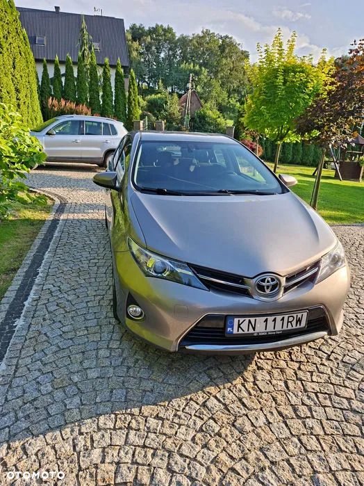 Toyota Auris 1.4 D-4D Premium - 1