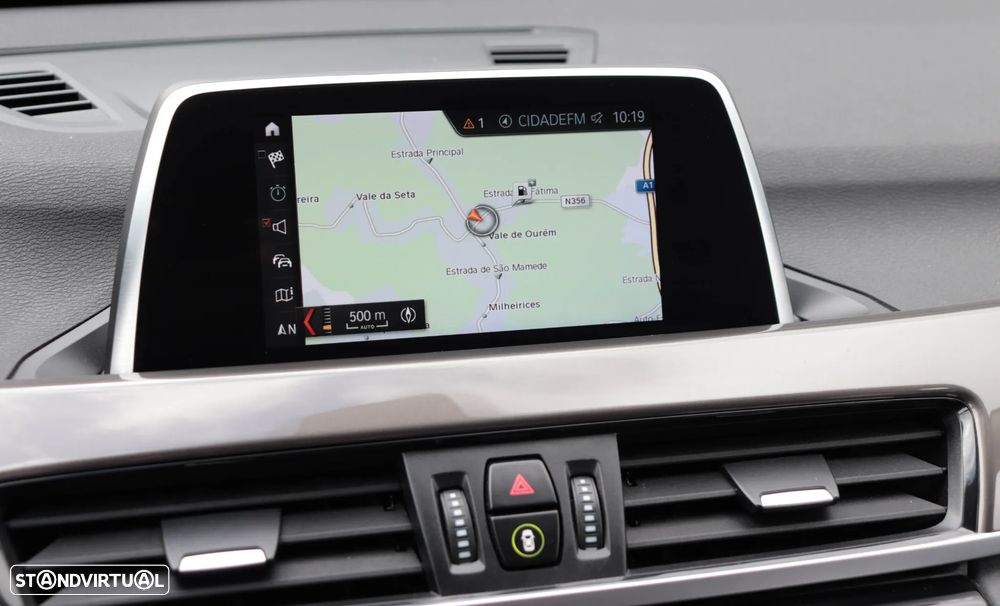 BMW X1 16 d sDrive xLine Auto — fotografia 20