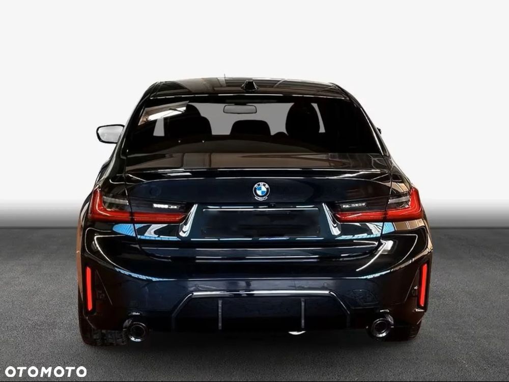 BMW Seria 3 330d xDrive mHEV M Sport - 6