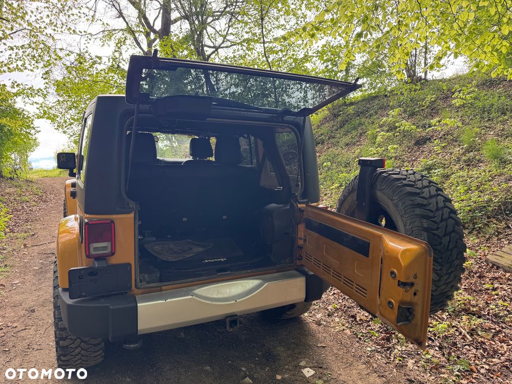 Jeep Wrangler Unlimited 3.6 Automatik Sahara - 34