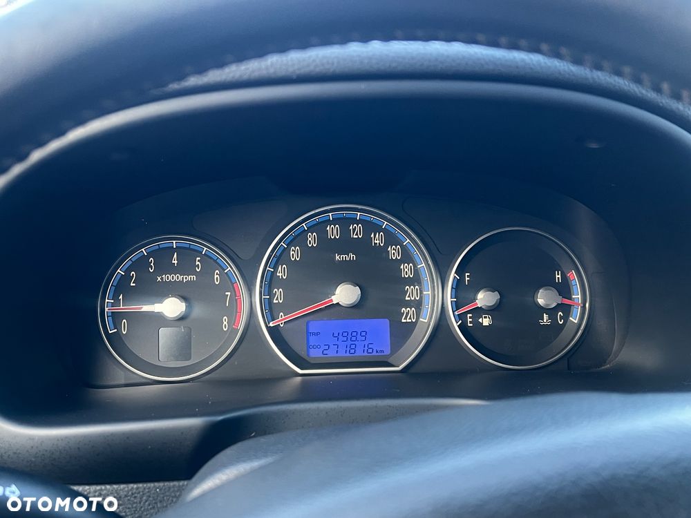 Hyundai Santa Fe 2.7 V6 2WD GLS - 16