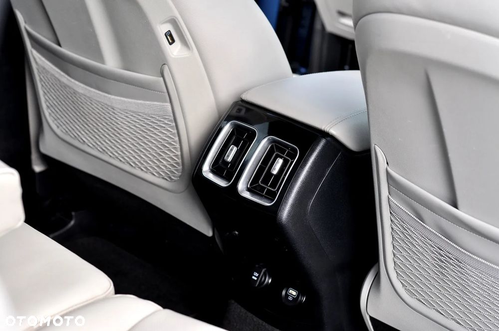 Kia Sorento 1.6 T-GDI HEV Prestige Line 7os - 23