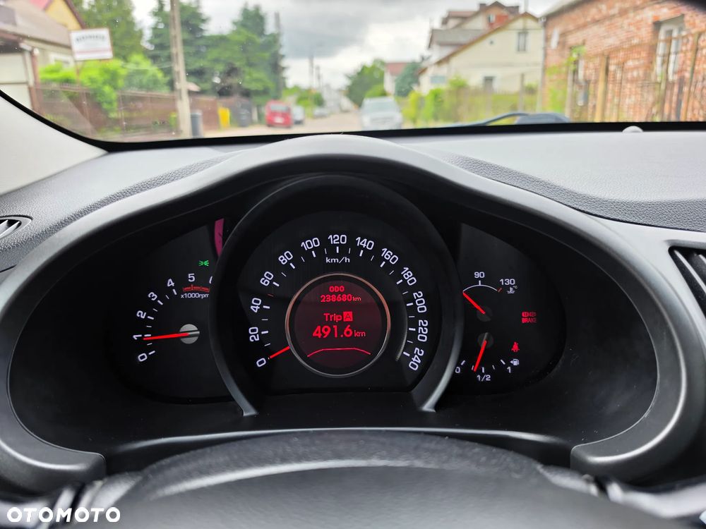 Kia Sportage 1.7 CRDI M 2WD - 24