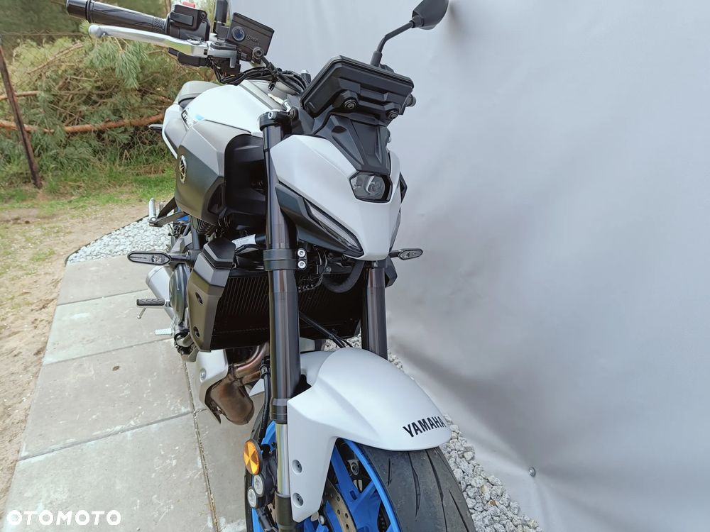 Yamaha MT - 8