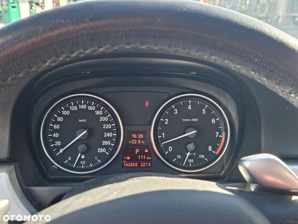BMW Seria 3 335i xDrive - 10