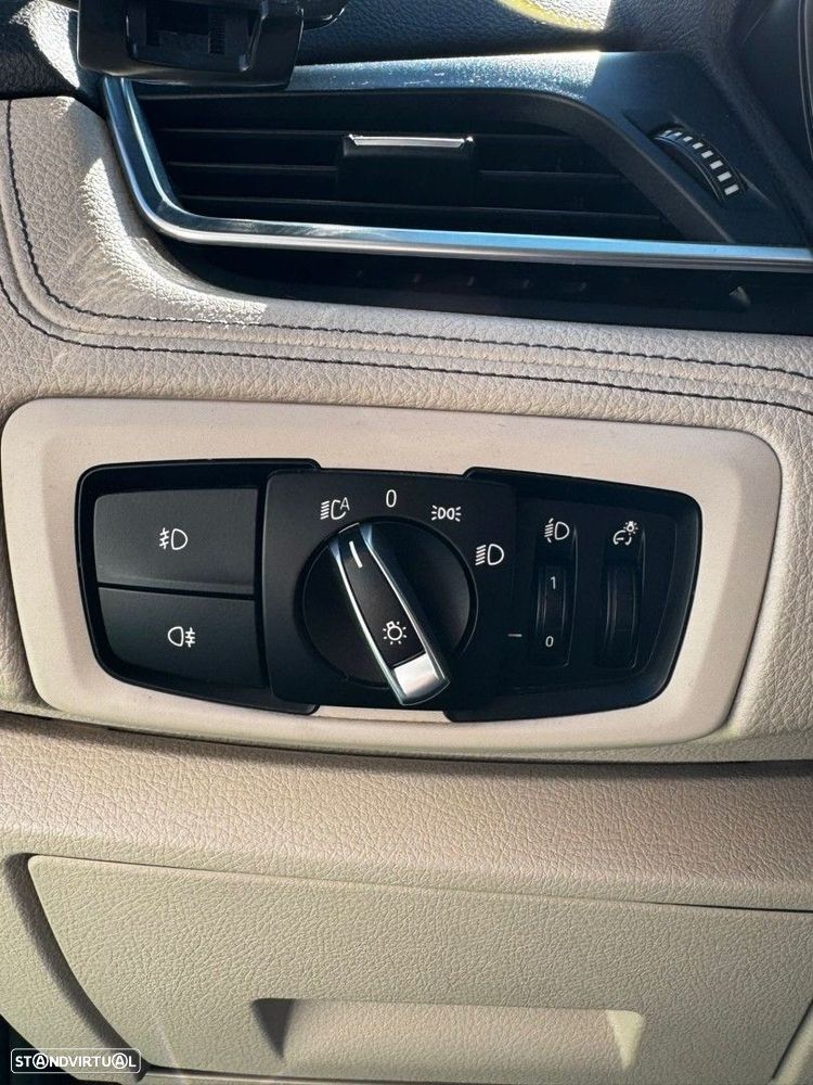 BMW 216 Active Tourer d Line Sport - 26