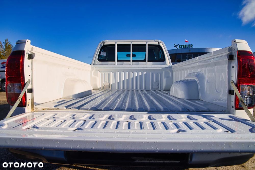 Toyota Hilux 2.4 D-4D Single Cab DL 4x2 - 6