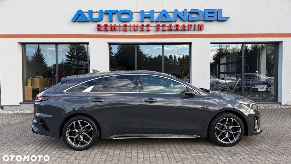 Kia ProCeed - 9