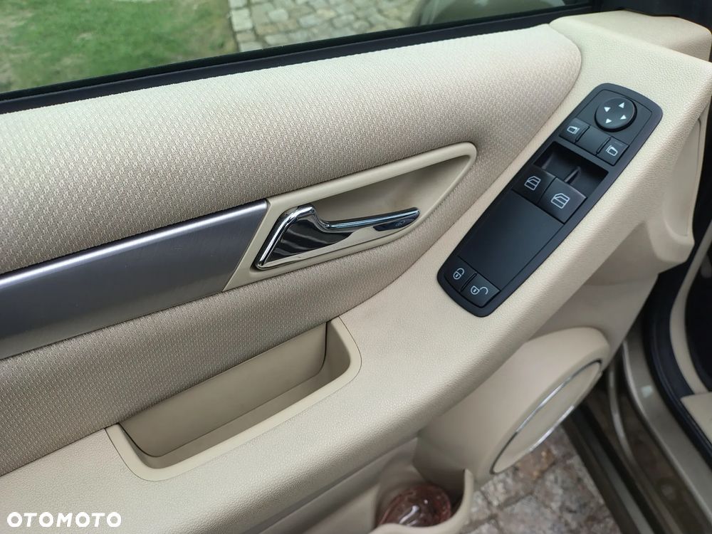 Mercedes-Benz Klasa A 170 BlueEFFICIENCY Avantgarde - 11