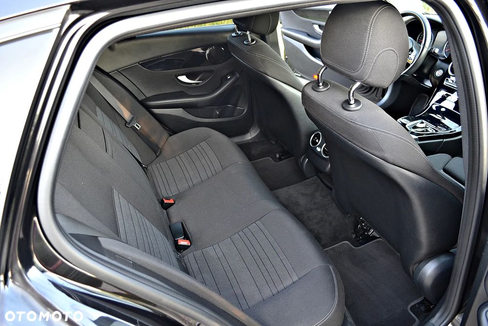 Mercedes-Benz Klasa C 220 d 9G-TRONIC Exclusive - 32