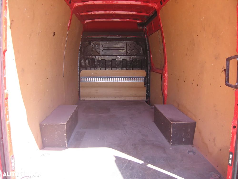 Iveco DAILY 35 S 12 , DUBA XL, AUTOMATA , CLIMATRONIC . - 7