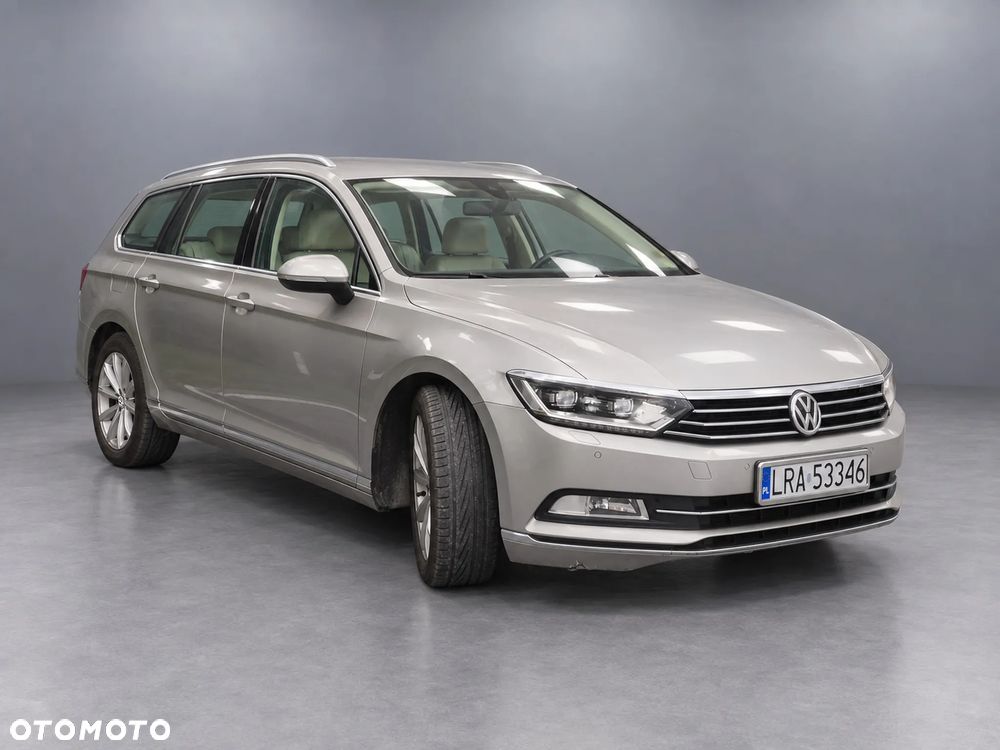 Volkswagen Passat 2.0 TDI BMT Highline DSG - 19