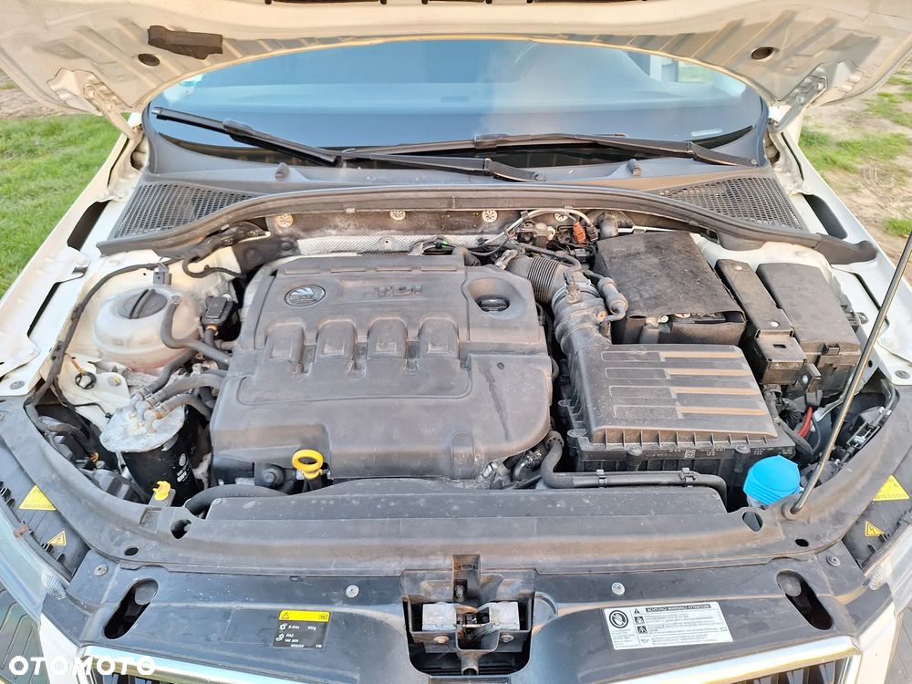 Skoda Octavia Combi 2.0 TDI 4x4 Scout - 19