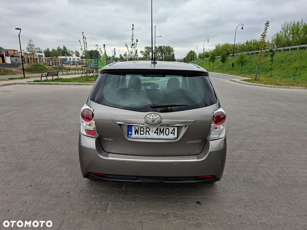 Toyota Verso 1.8 5-Sitzer Executive - 7