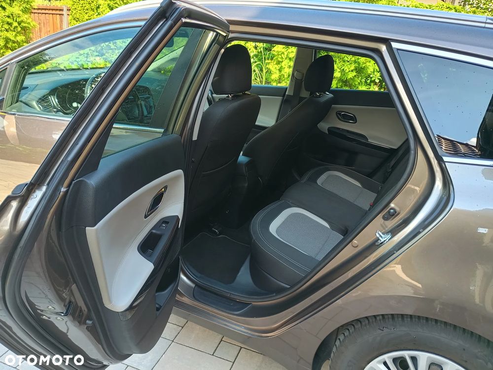 Kia Ceed - 17