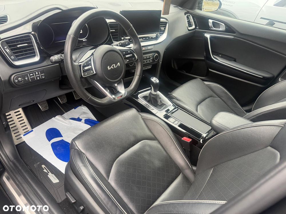 Kia Ceed 1.5 T-GDI GT-Line - 6