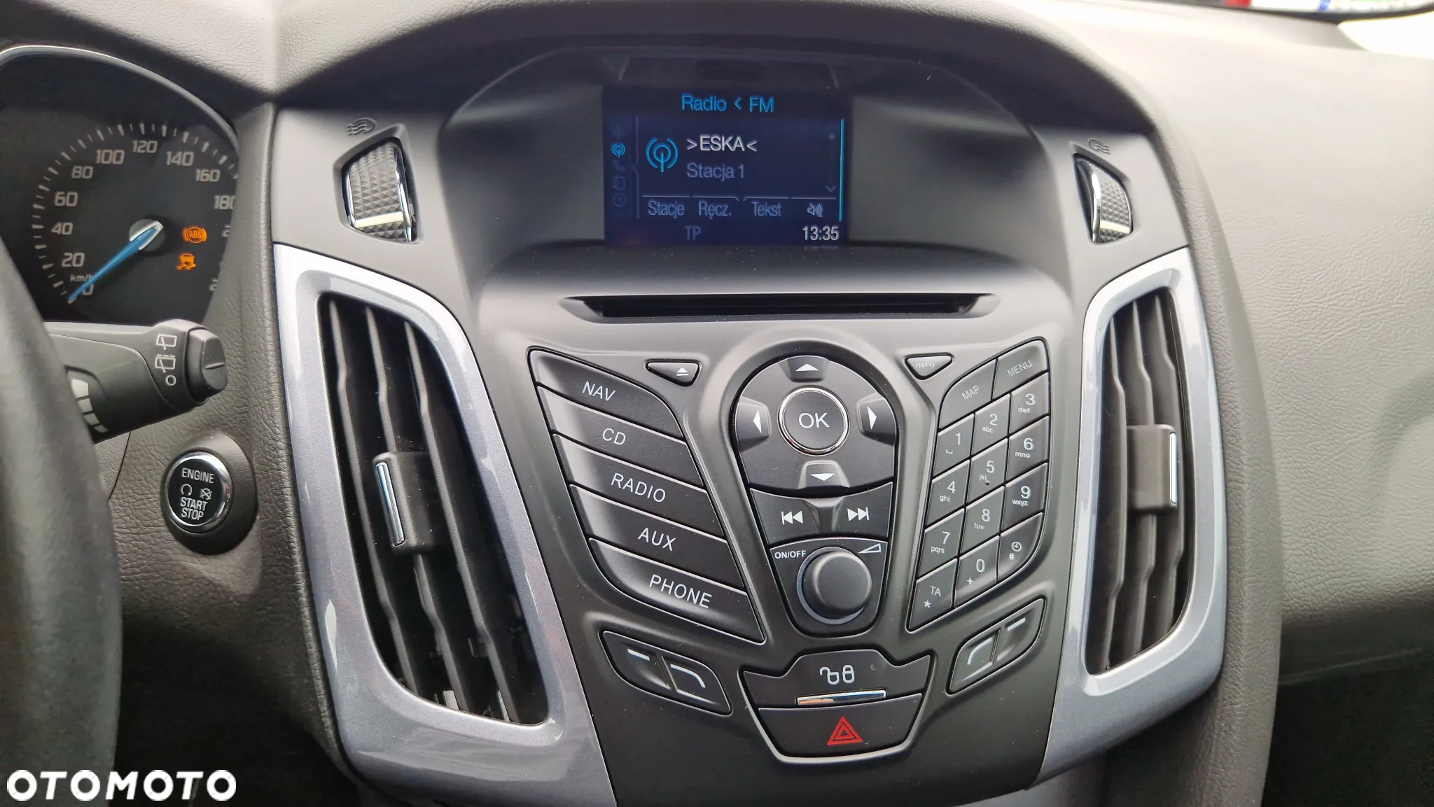 Ford Focus 1.0 EcoBoost Start-Stopp-System TITANIUM - 24
