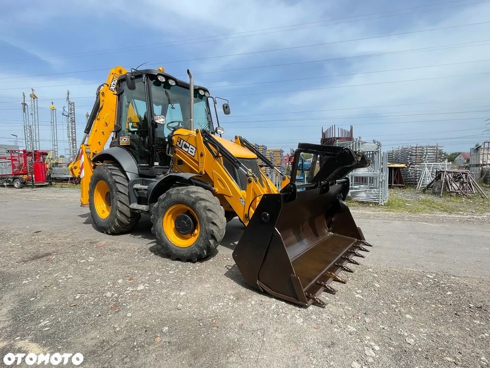 JCB 3CX / 3000 mtg / R.2018/TORQUELOCK - 12