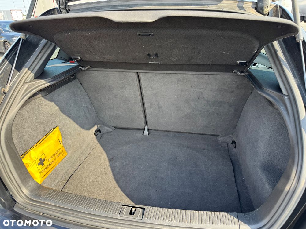 Audi A3 Sportback 2.0 TDI DPF S line Sportpaket - 16
