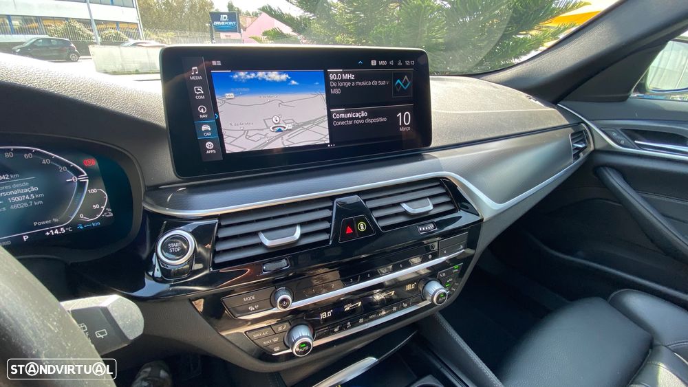 BMW 530 e Pack Desportivo M - 40