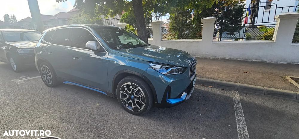 BMW iX1 xDrive30 - 7