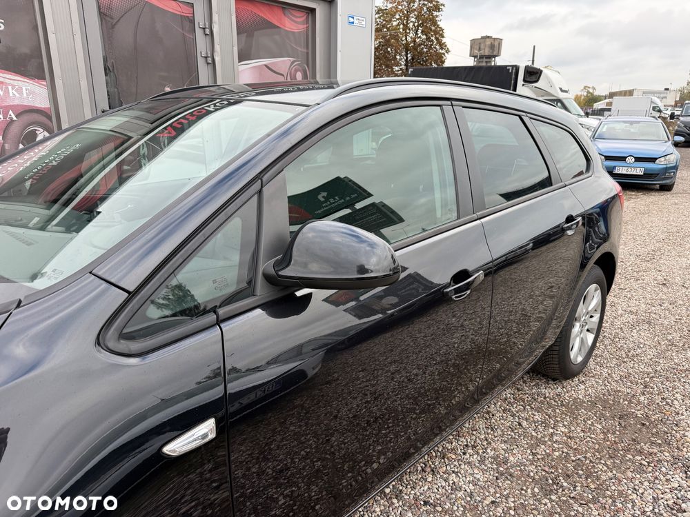 Opel Astra - 11